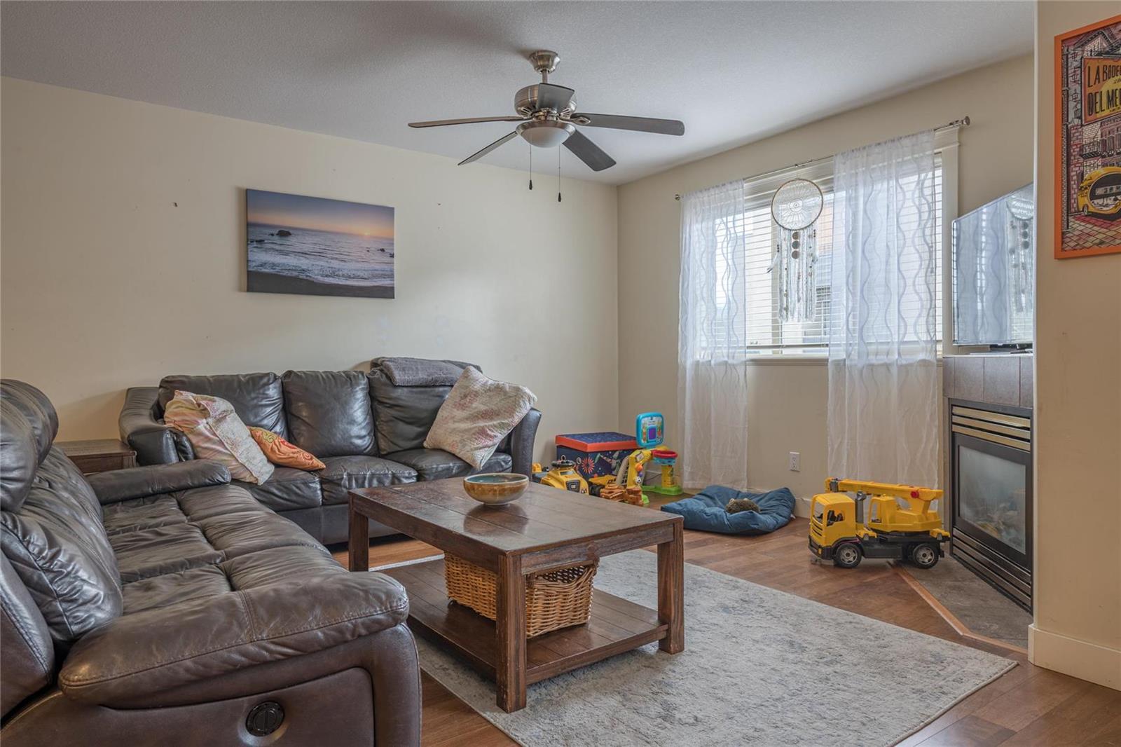 Listing 10239611 - Large Photo # 6