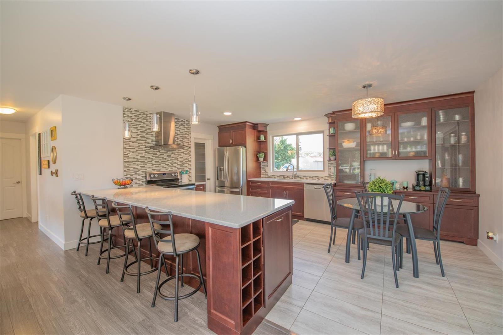 Listing 10240227 - Large Photo # 18
