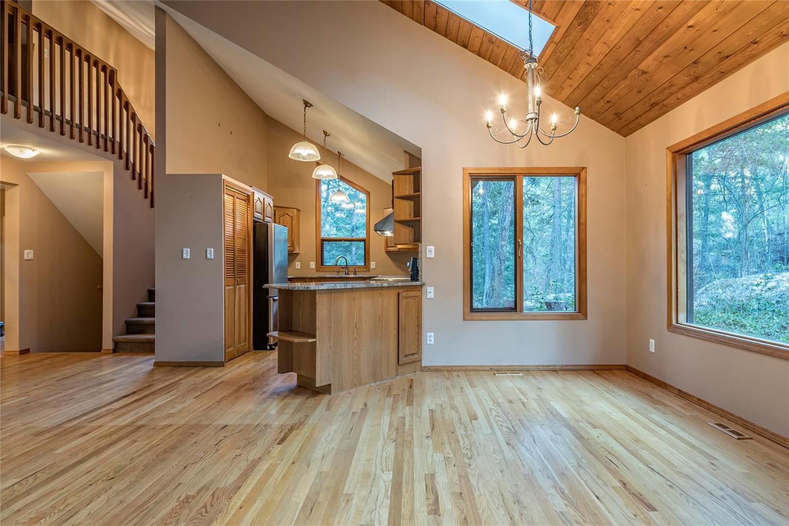 Listing 10242943 - Large Photo # 11