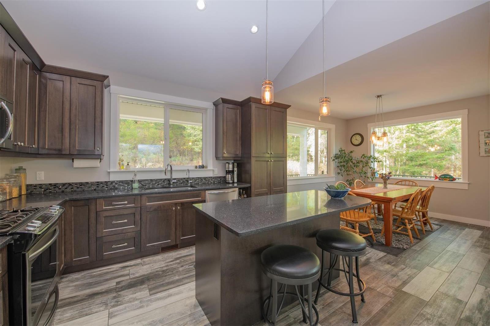 Listing 10246172 - Large Photo # 10