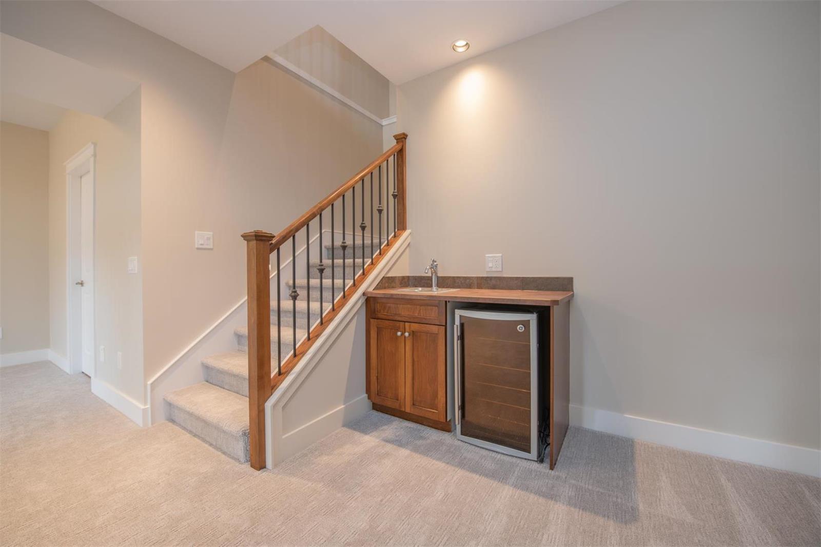 Listing 10248895 - Large Photo # 33