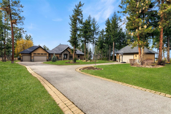 4422 Hayes Road,, Kelowna