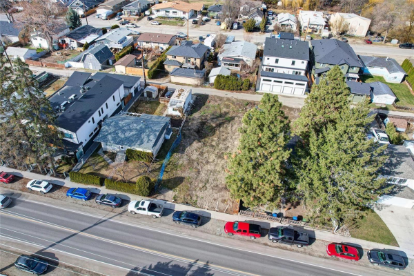 784 Cadder Avenue,, Kelowna