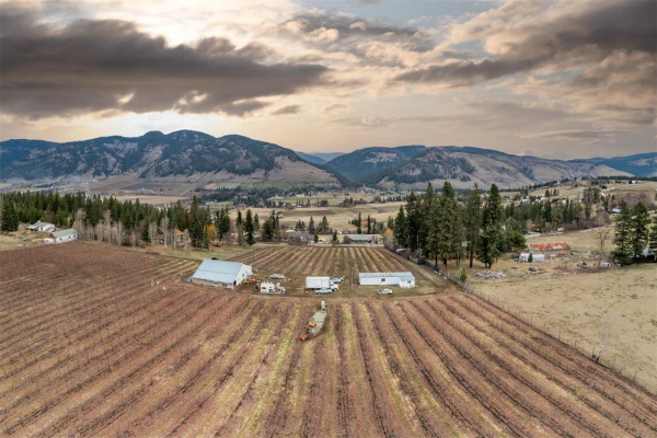 5570 Reid Road,, Coldstream