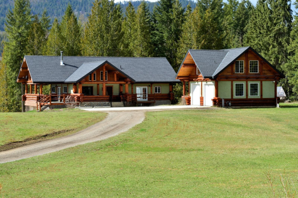6334 97B Highway, SE, Salmon Arm