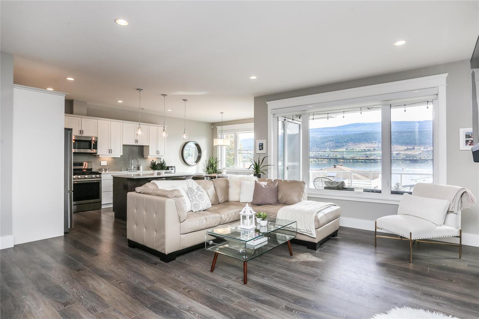 Listing 10250482 - Large Photo # 10