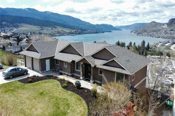 810 Middleton Way,, Coldstream