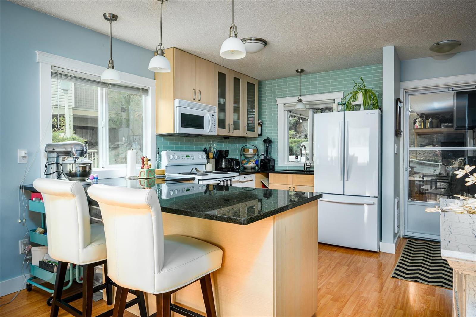 Listing 10251028 - Large Photo # 6
