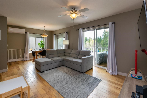 #205 1449 1 Avenue, NE, Salmon Arm