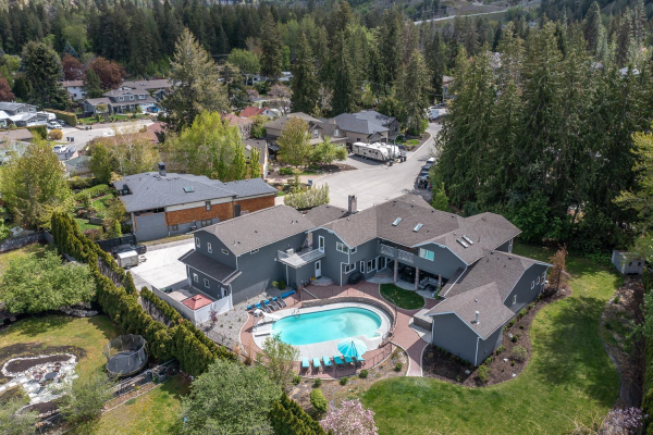 848 Small Court,, Kelowna