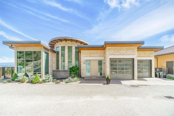 1737 Scott Crescent,, West Kelowna