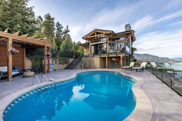 1900 Diamond View Drive,, West Kelowna