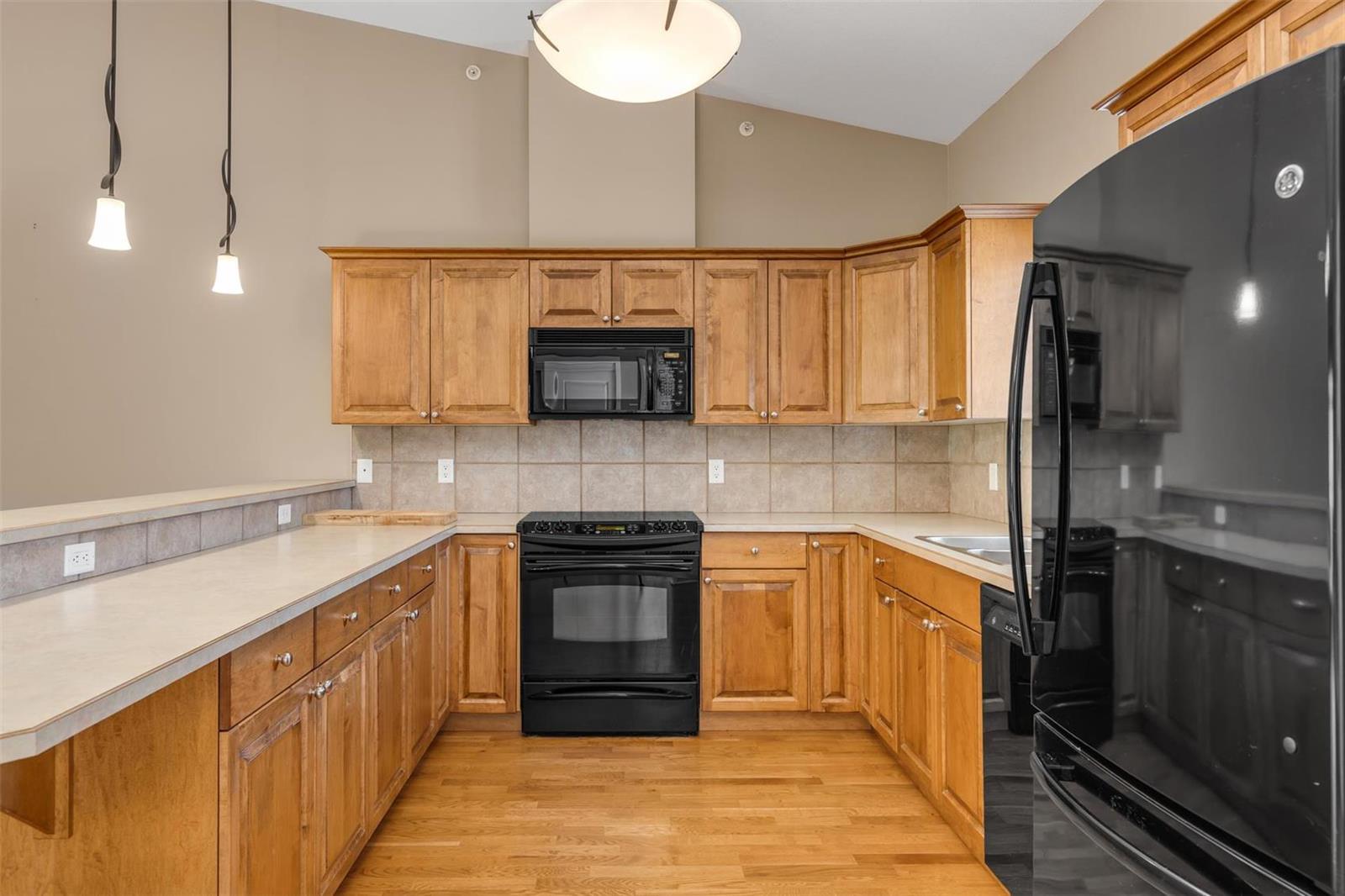 Listing 10252351 - Large Photo # 5
