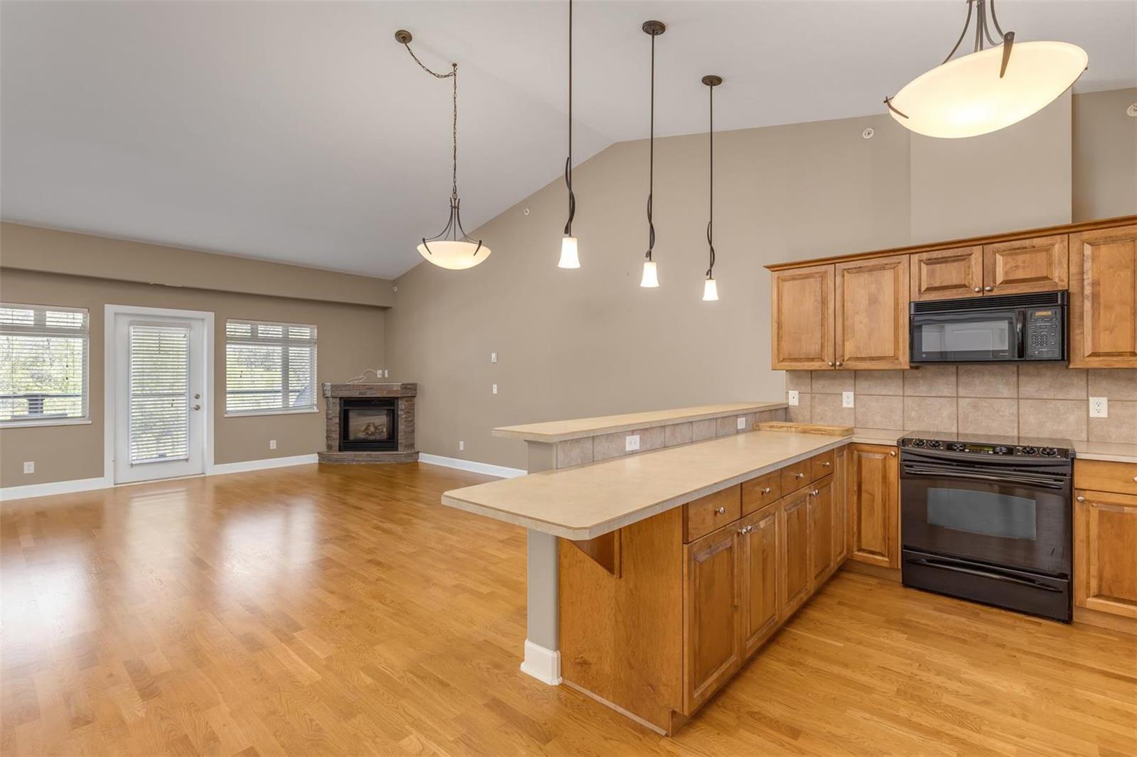 Listing 10252351 - Large Photo # 2