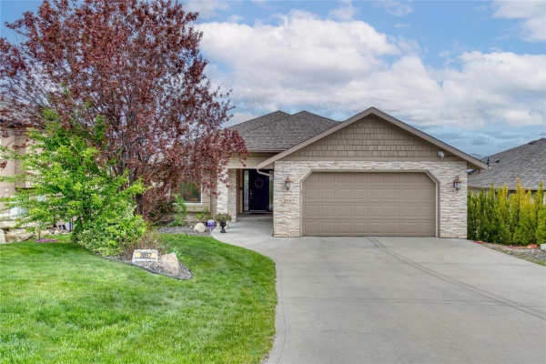 3057 Bridlehill Drive,, West Kelowna