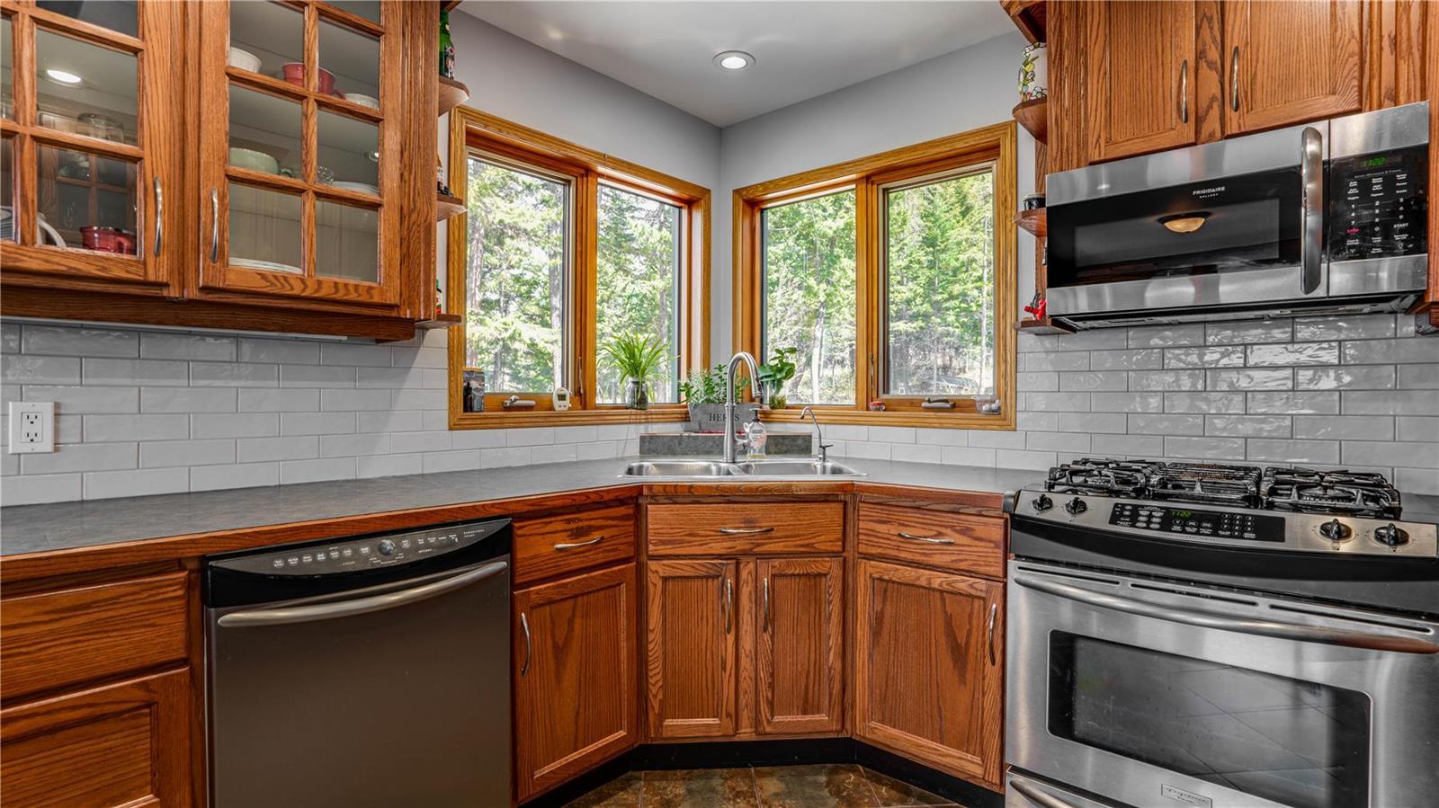 Listing 10252726 - Large Photo # 14