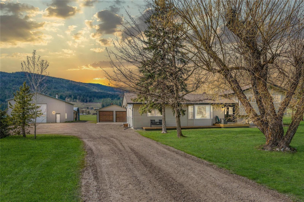4179 Round Prairie Road,, Armstrong