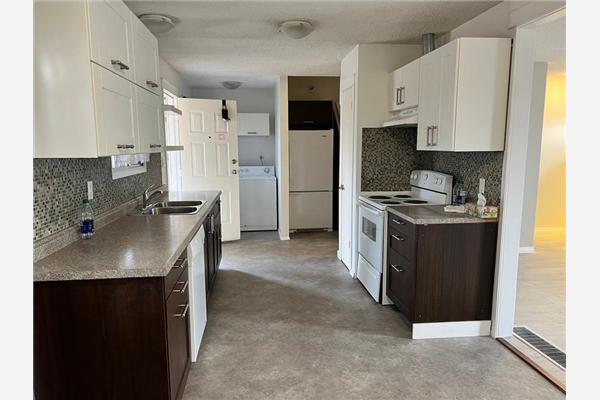 330 McCurdy Road,, Kelowna
