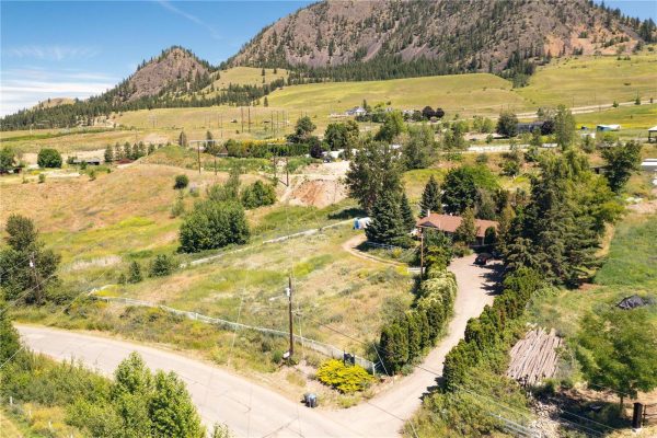 1935 Brentwood Road,, Kelowna