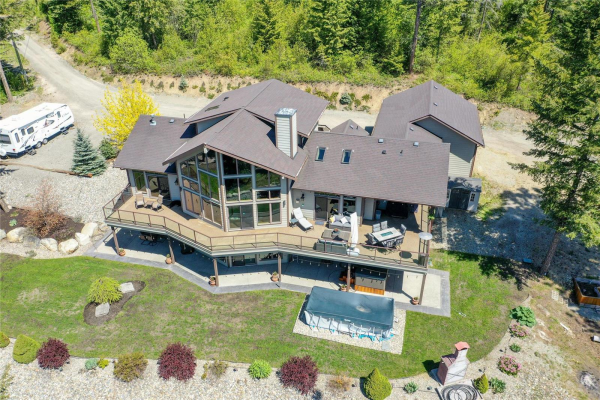 7832 Jordashe Road,, Vernon