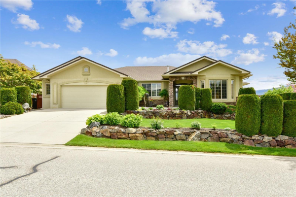 3447 Ridge Boulevard,, West Kelowna