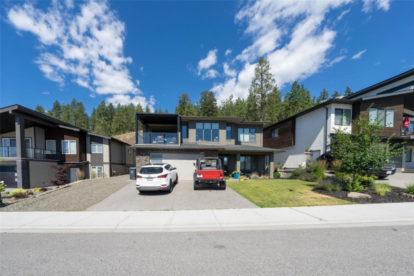 2580 Crown Crest Drive,, West Kelowna