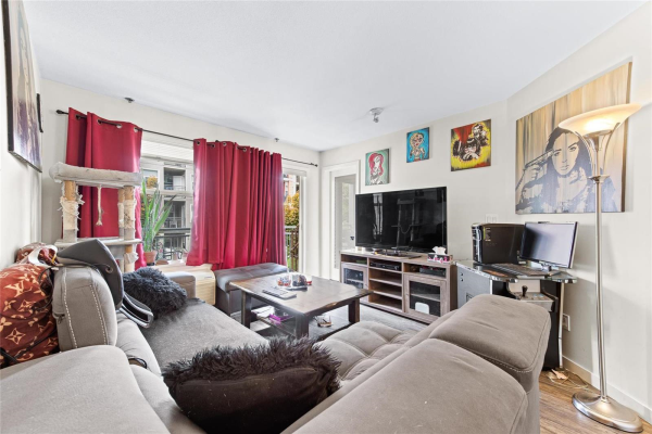 #212 563 Yates Road,, Kelowna