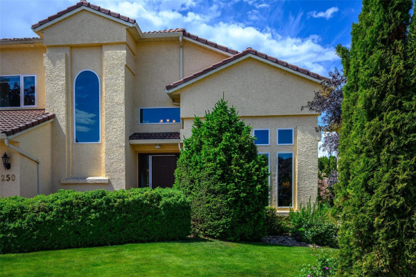 250 Country Estate Place,, Vernon