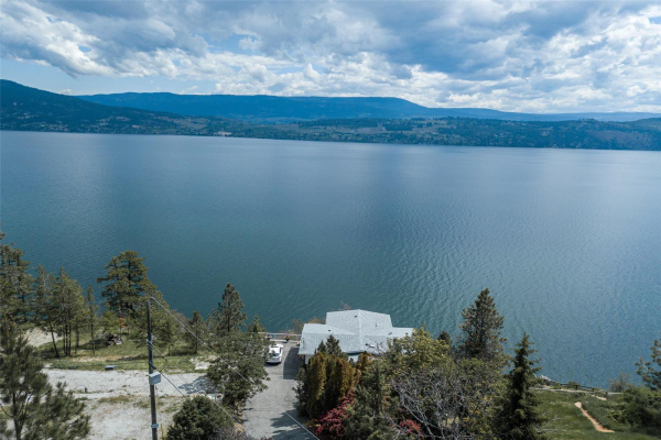 #21 4401 Westside Road, N, Kelowna