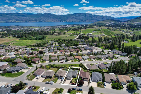 2645 Copper Ridge Drive,, West Kelowna