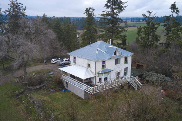 3890 Wood Avenue,, Armstrong