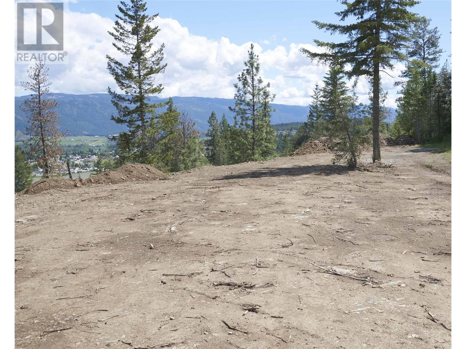 251 Old Salmon Arm Road Unit# 17, #17