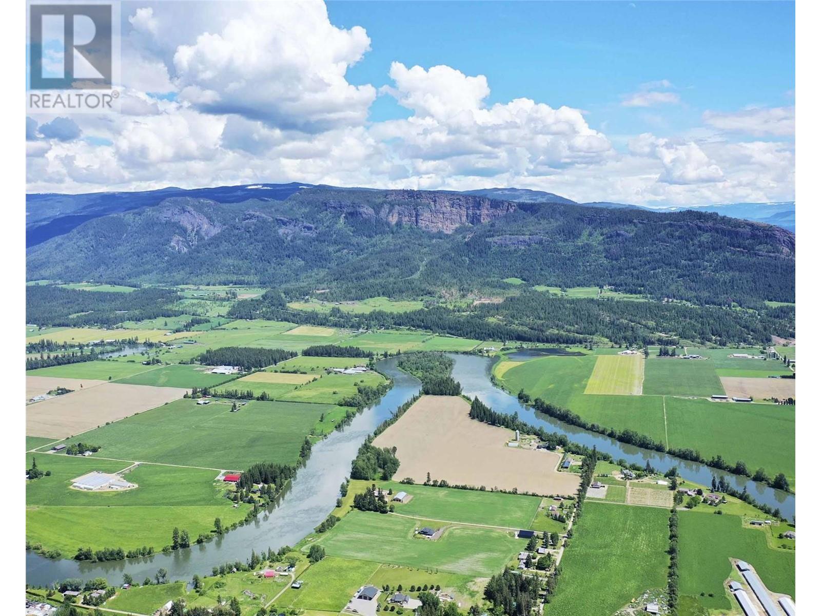 251 Old Salmon Arm Road Unit# 17, #17