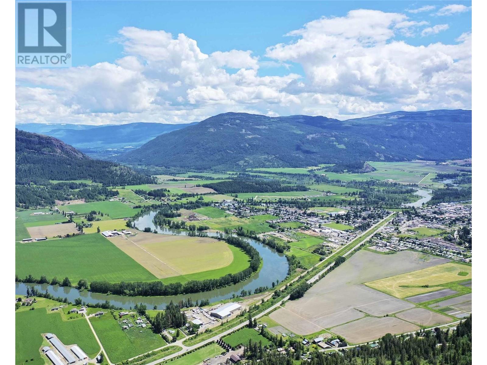 251 Old Salmon Arm Road Unit# 17, #17