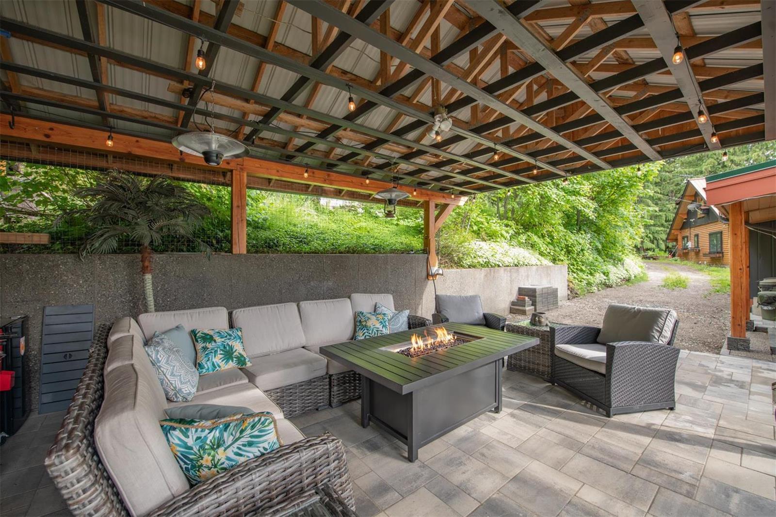 Listing 10256081 - Large Photo # 10