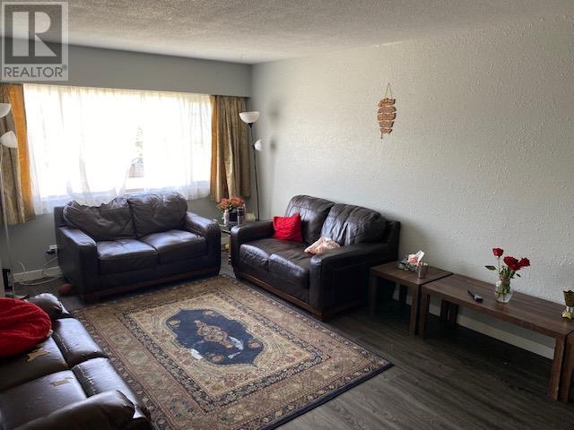 180 7 Street SE Unit# 1-4, #1-4