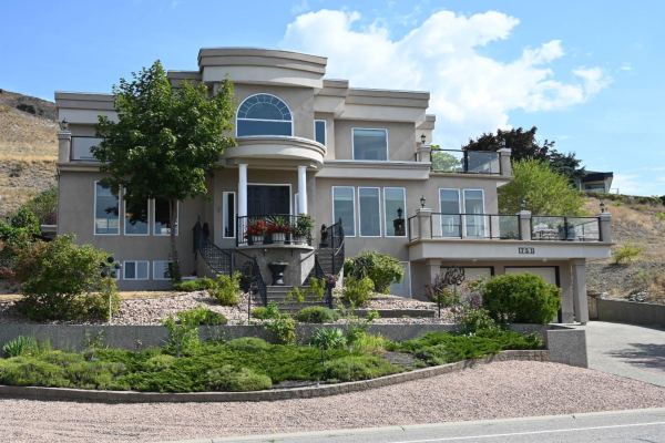 751 Middleton Way,, Coldstream