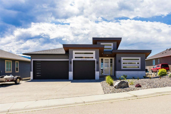 7217 Lakeridge Place,, Vernon