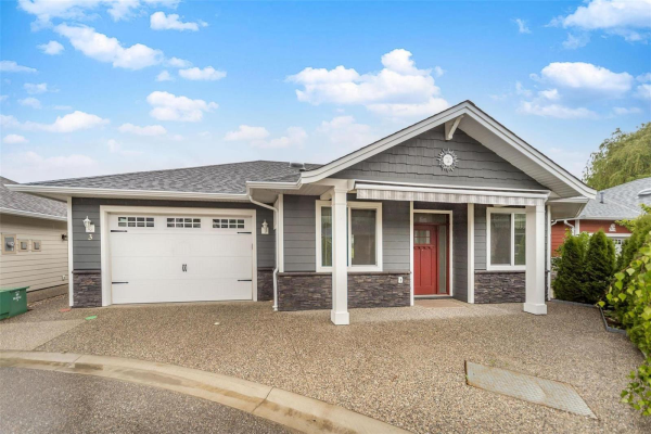 #3 1330 10 Street, SW, Salmon Arm