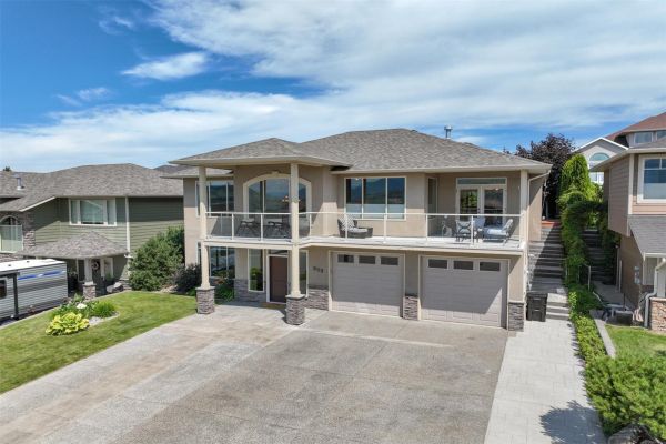 909 34 Avenue,, Vernon