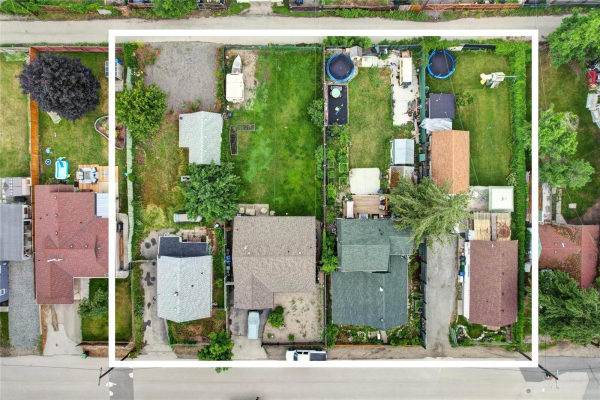385 Froelich Road,, Kelowna