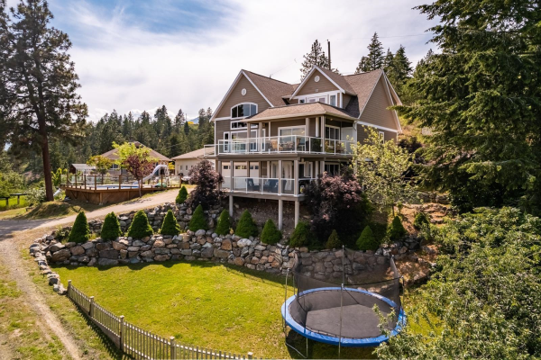 10400 Pinecrest Road,, Vernon