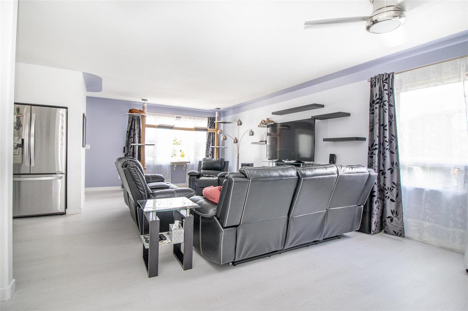 Listing 10259732 - Large Photo # 5