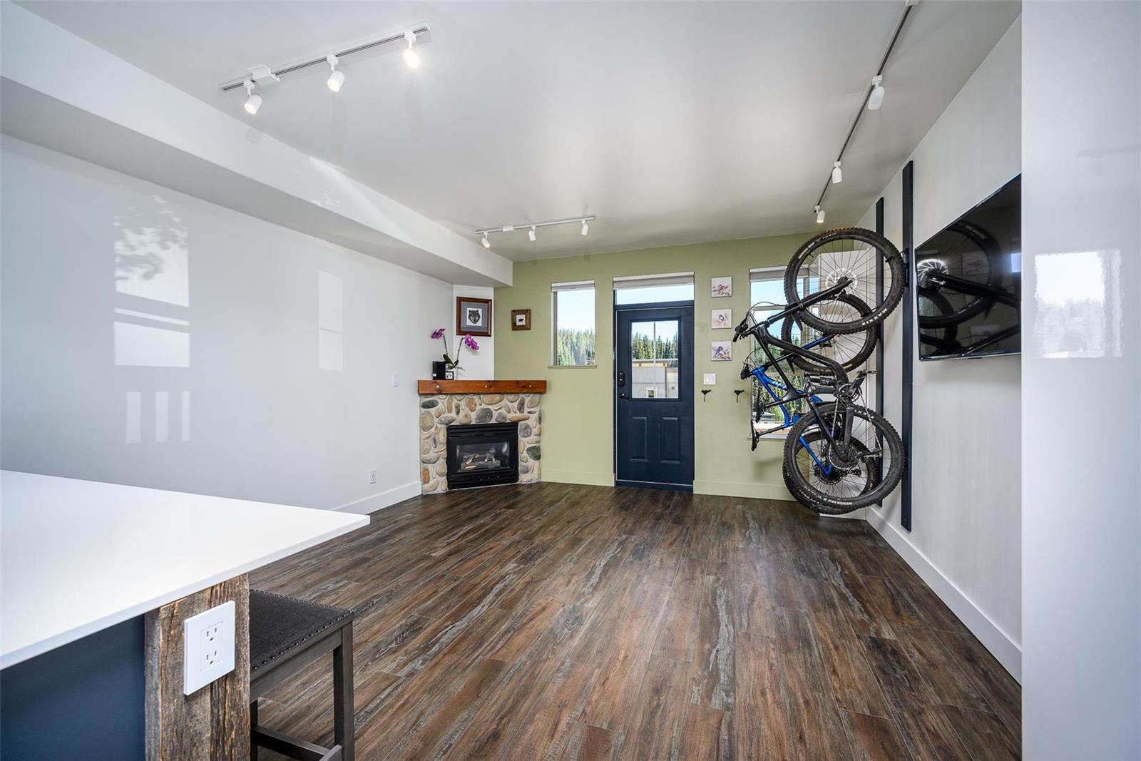 Listing 10259772 - Large Photo # 18