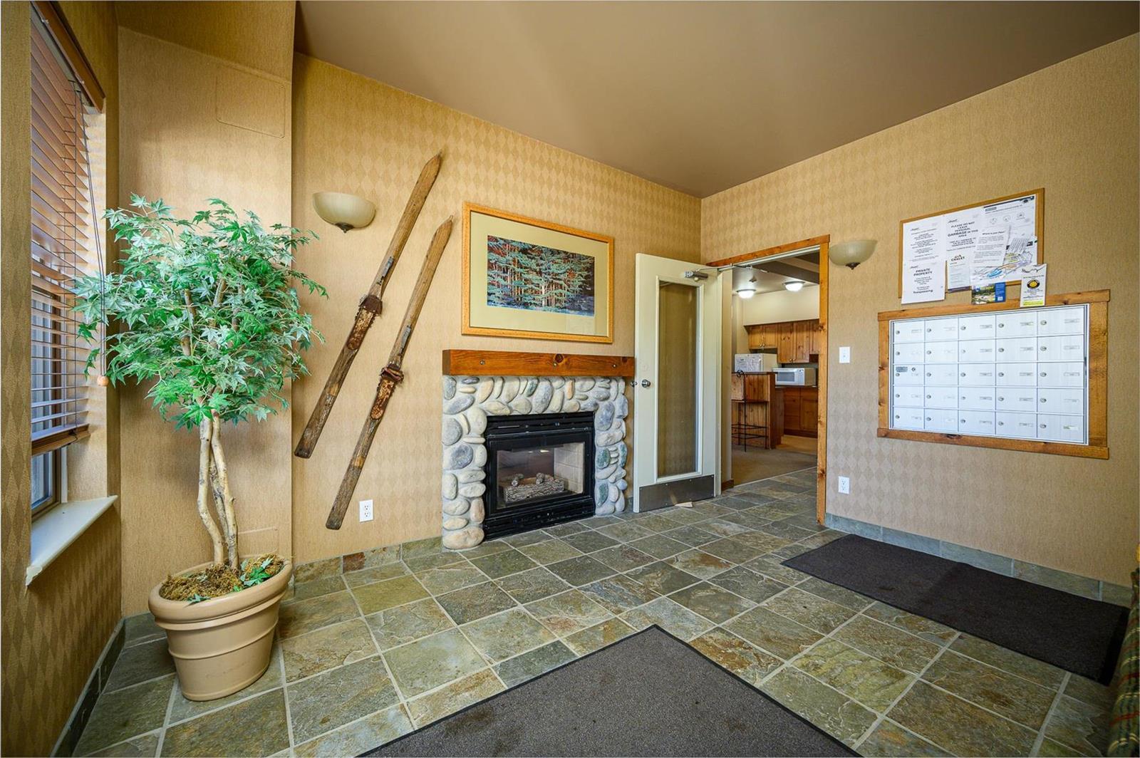 Listing 10259772 - Large Photo # 21