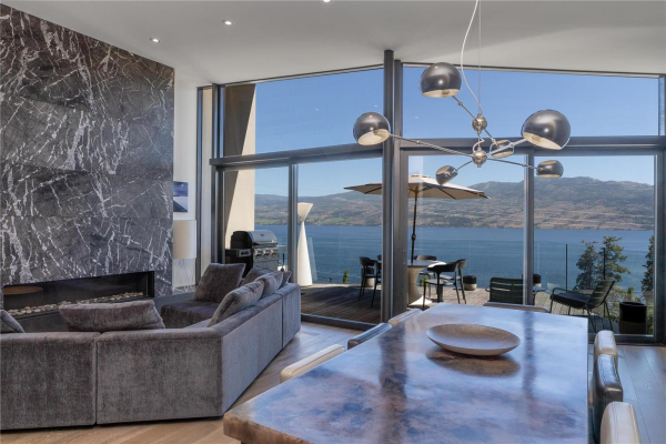 3985 Beachview Drive,, West Kelowna