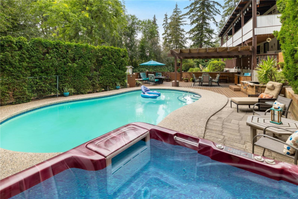 2475 Dunsmuir Road,, Kelowna