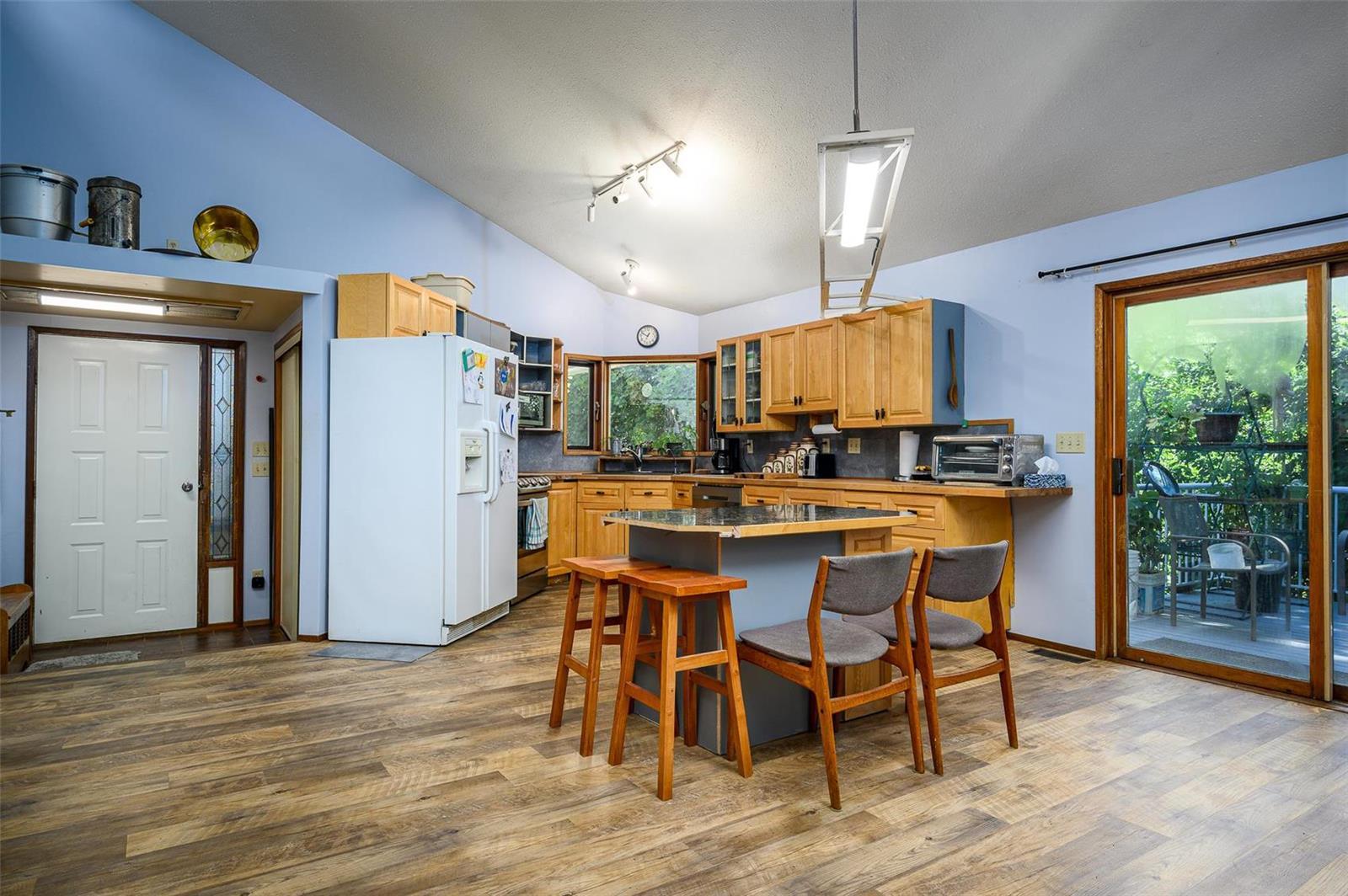 Listing 10261041 - Large Photo # 4