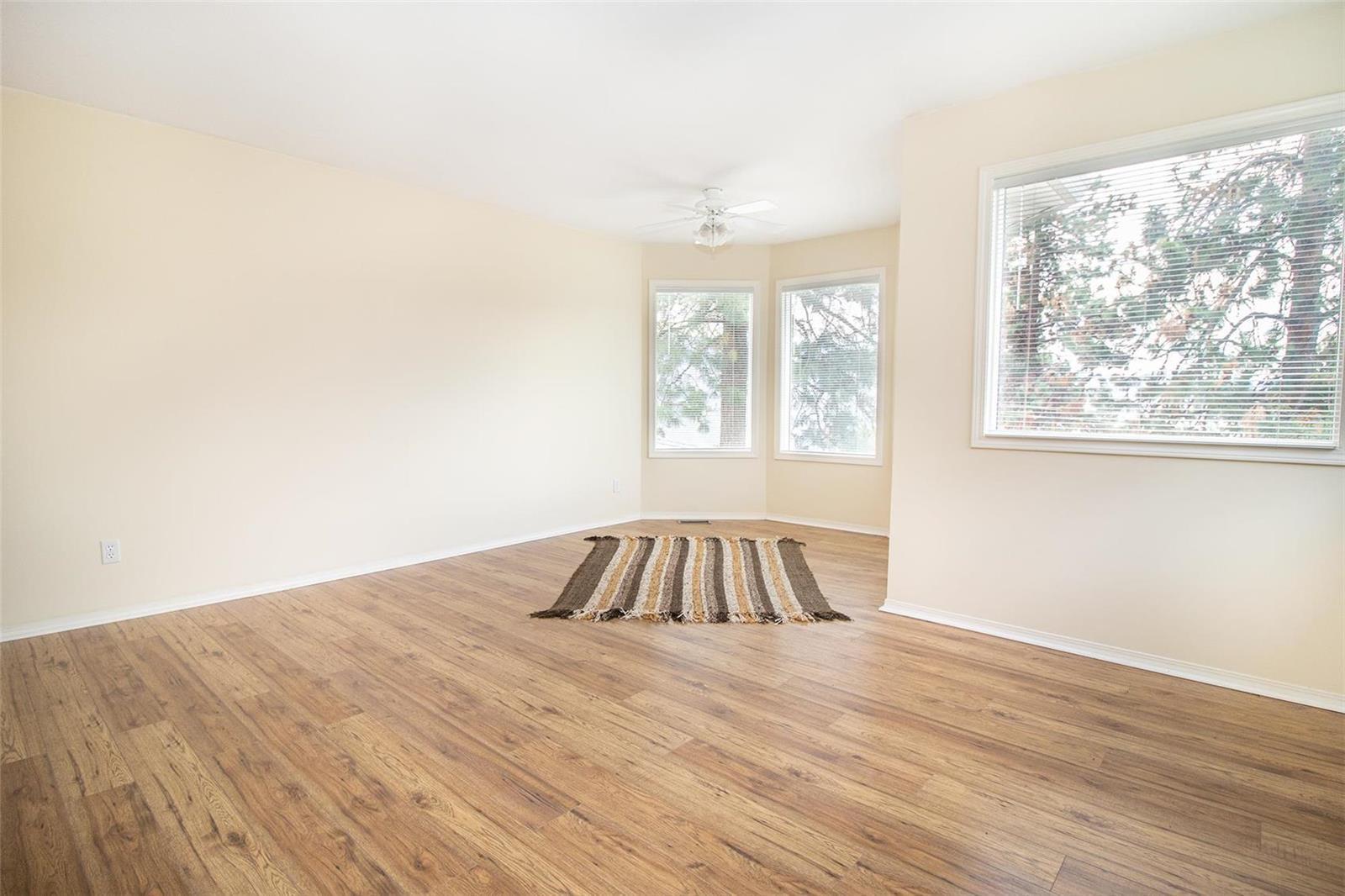 Listing 10261756 - Large Photo # 21