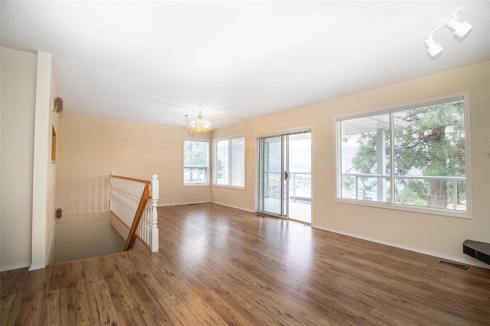 Listing 10261756 - Large Photo # 2